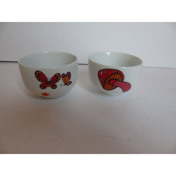 Vtg Pair Of 1960's White Red Orange Serving Bowls Mushroom Butterflies Flowers - Picture 1 of 5
